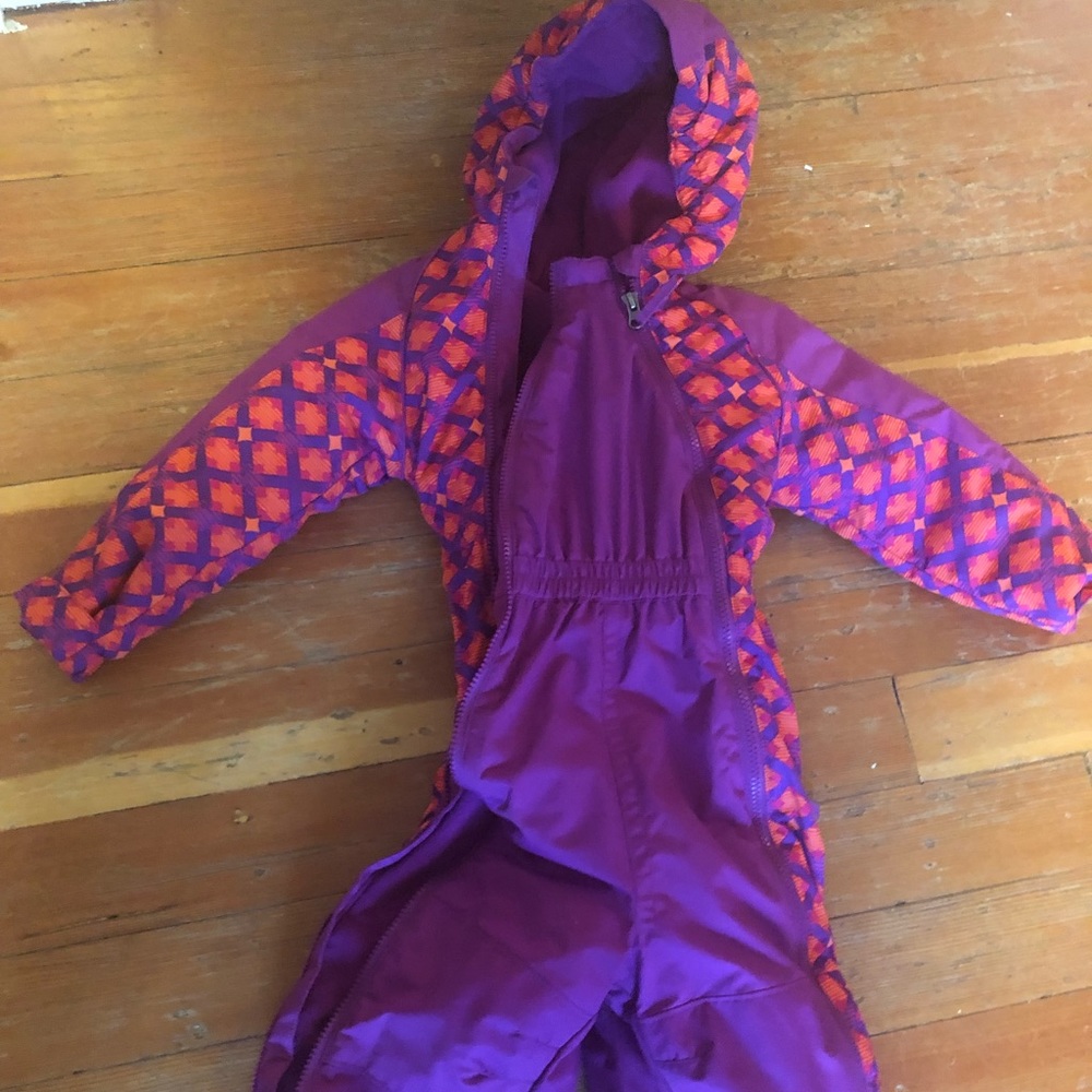 Awesome 3T REI snowsuit!